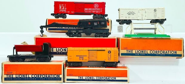 Lionel Postwar O Gauge 3482 Milk Car with platform - 2454 Box Car - 6464 - 525 Box Car-3559 Dump Car