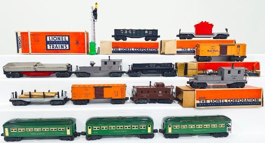 Lionel Postwar O Gauge Two-tone green 6441 - 6440 -6440 Passenger Cars and Ten Assorted Freight Cars