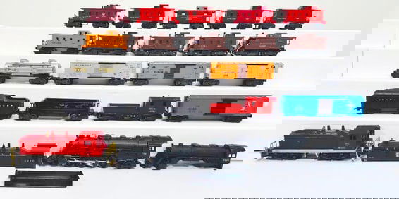 Lionel Postwar O Gauge Assorted Cabooses and Freight Cars