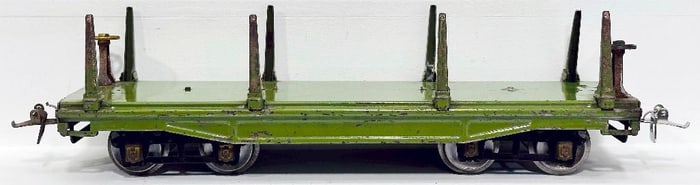 Ives - Lionel Prewar Standard Gauge 197 green Lumber Car with green stakes