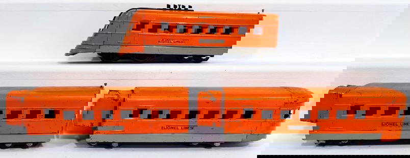 Lionel Prewar O Gauge Lionel Junior orange 3 Car Streamliner Set: Lionel Prewar O Gauge Lionel Junior orange 3 Car Streamliner Set, in C7 minus overall condition.