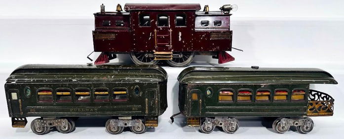 Lionel Prewar Standard Gauge 53 Maroon Electric Locomotive/35 Olive Green Passenger Car/36 Car