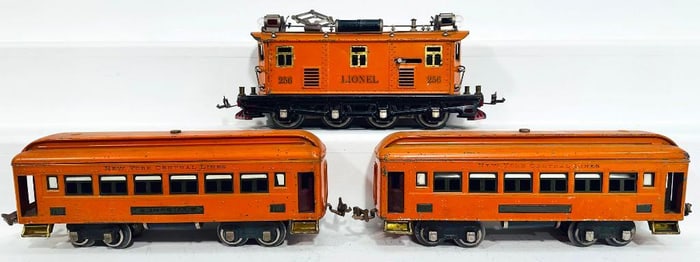Lionel Prewar O Gauge 256 Rubberstamp Orange Electric and 710 /710 Orange Pullman Cars