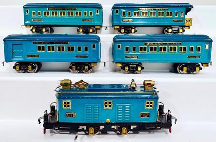 American Flyer Prewar O Gauge 3115 two tone blue Electric and Four Assorted Golden State Cars