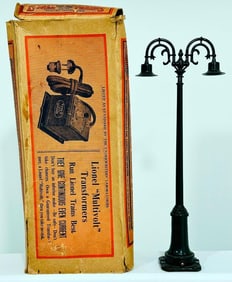 Lionel Prewar 67 dark green Lamppost Boxed