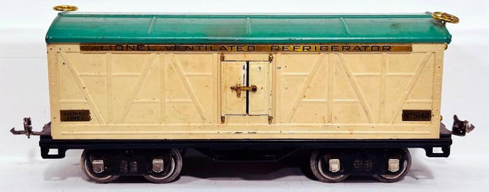 Lionel Prewar Standard Gauge 514R cream and peacock Refrigerator Car