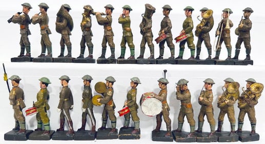 Lineol Prewar Toy Soldiers Doughboy Marching Van/ twenty-three Walking Soldiers with instruments