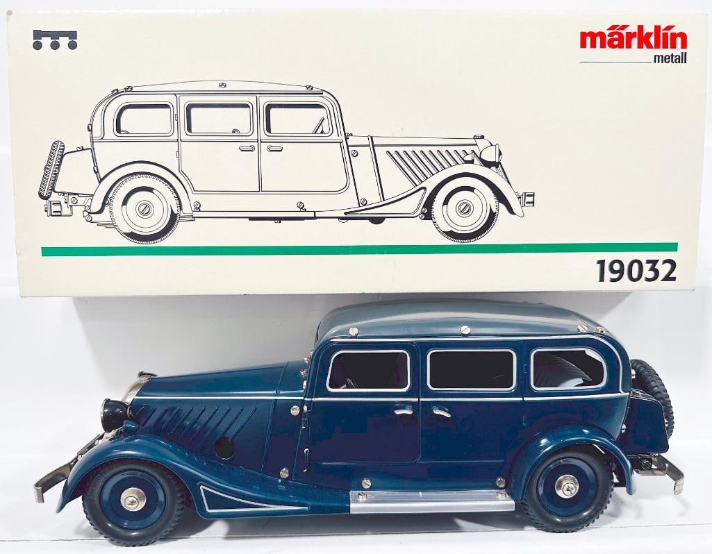 Marklin Modern Metall 19032 Reissue Four-Door German Automobile: Marklin Modern Metall 19032 ReIssue Four-Door German Automobile, in C8 to C9 and with its original box.