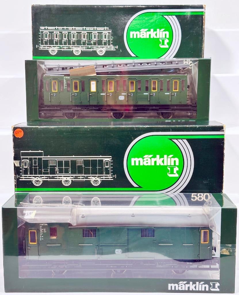 Marklin Modern 1 Gauge Second Class Passenger Coach and Marklin Freight/Mail Baggage Car Boxed: Marklin Modern 1 Gauge Second Class Passenger Coach and Marklin Freight/Mail or Baggage Car Boxed, each in C8 to C9 and each with its original box. This Lot includes Marklin passenger coach second-cla