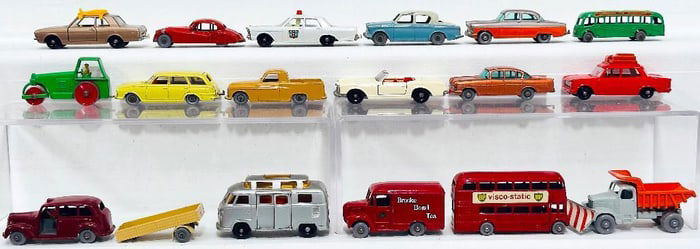Matchbox Vintage Eighteen (18) Assorted Die - Cast Vehicles