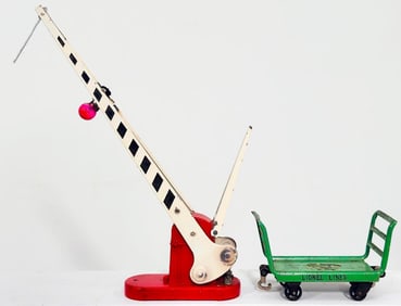 Lionel Prewar Accessories 161 Baggage Truck Factory Prototype and 152 Crossing Arm white