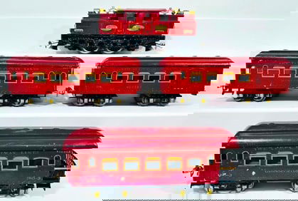 Ives Prewar Wide Gauge 3242R red Electric Locomotive and Three (3) Passenger Cars red