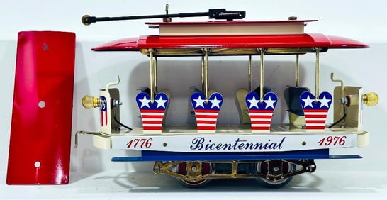 McCoy Modern Standard Gauge 1776 Bicentennial 1976 red white blue Trolley Car