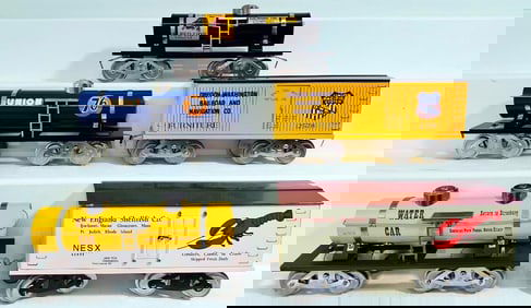 McCoy Modern Standard Gauge Five (5) Assorted Freight Cars