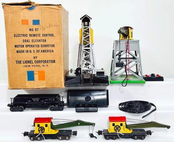 Lionel Prewar O Gauge 165 Crane - 2660 Crane X2 - Lionel Postwar Automatic Dump Car 3459