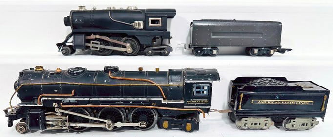American Flyer Prewar O Gauge 401 2 - 6 - 4 Locomotive and 553 Tender and 1680 2 - 4 - 4 Locomotive