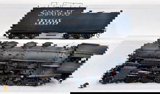 Unknown Manufacturer Modern O Scale 2 - 8 - 2 Santa Fe Locomotive and Tender: Unknown Manufacturer Modern O Scale 2 - 8 - 2 Santa Fe Locomotive and Tender, in C7 - needs cleaning - and with the front engine light detached but present.