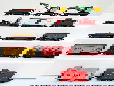 American Flyer Prewar O Gauge and Postwar S Gauge Fourteen (14) Assorted Freight Cars