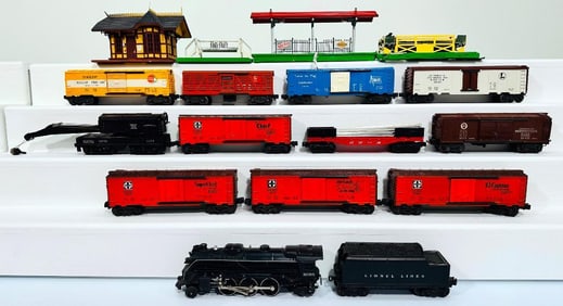 Lionel Postwar O Gauge 2026 Locomotive and 6466WX Tender and Assorted Freight Cars