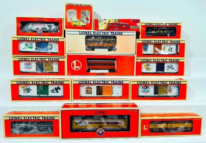 Lionel Modern O Gauge Assorted Freight Cars and Passenger Cars Boxed