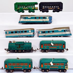 Lionel Prewar O Gauge 252 Peacock Electric Locomotive and 608 - 607 - 607 Peacock Passenger Cars