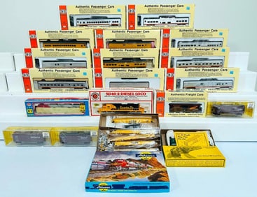 Con - Cor/ Athearn/Bachmann Modern HO Scale Assorted Passenger Car and Freight Car Kits