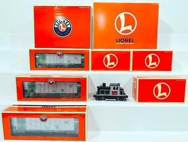 Lionel Modern O Gauge 1996 Service Exclusive #6–11912 and BNSF Bathtub Gondola 3 pack #6–17433
