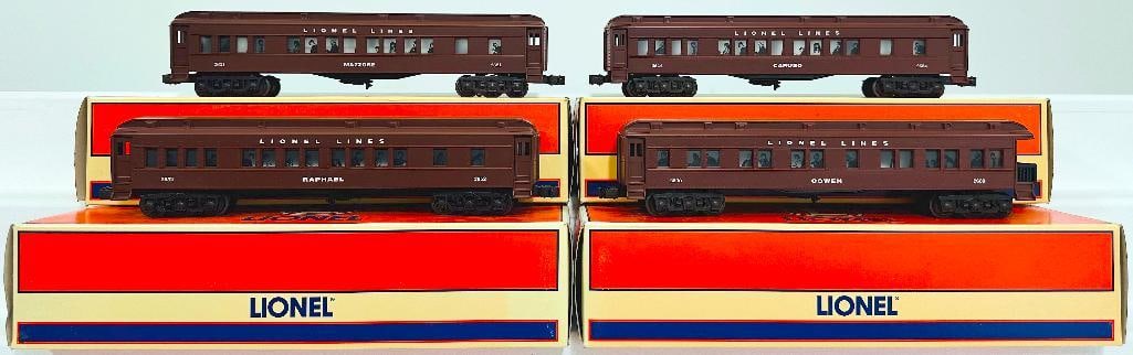 Lionel Modern O Gauge 2600 Lionel Lines Cowen Observation Car -Manzzone Passenger Car -Caruso Car: Lionel Modern O Gauge 2600 Lionel Lines Cowen Observation Car -Manzzone Passenger Car -Caruso Passenger Car -Raphael Passenger Car Boxed, each in C9 and each with its original box.