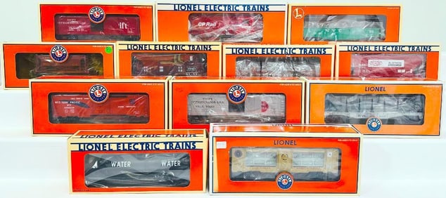 Lionel Modern O Gauge Canadian Pacific GP9 -Eleven (11) Assorted Freight Cars