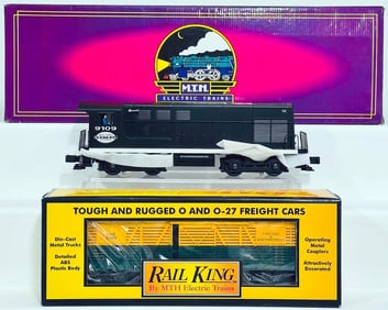 MTH Modern O Gauge New York Central Fairbanks Morse H10–44 Diesel/CNW Semi-Scale Stock Car