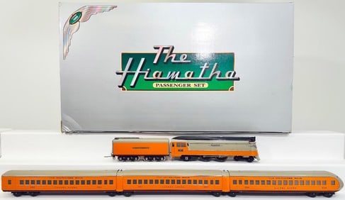 Lionel Modern O Gauge Hiawatha Passenger Set Boxed