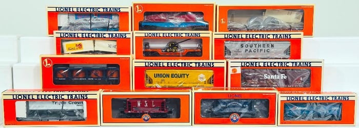 Lionel Modern O Gauge Thirteen (13) Assorted Freight Cars