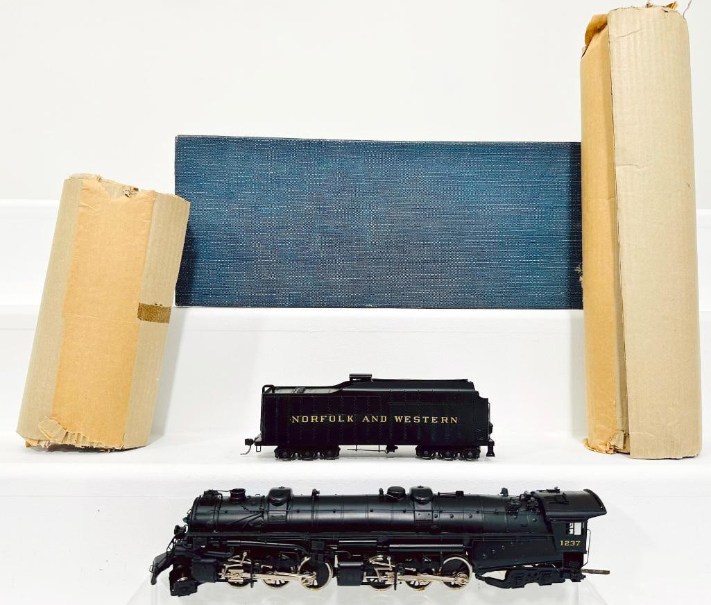 United Models Modern HO Scale Norfolk and Western 2 -6 -6 -4 Class A Locomotive and Tender (1 of 8)