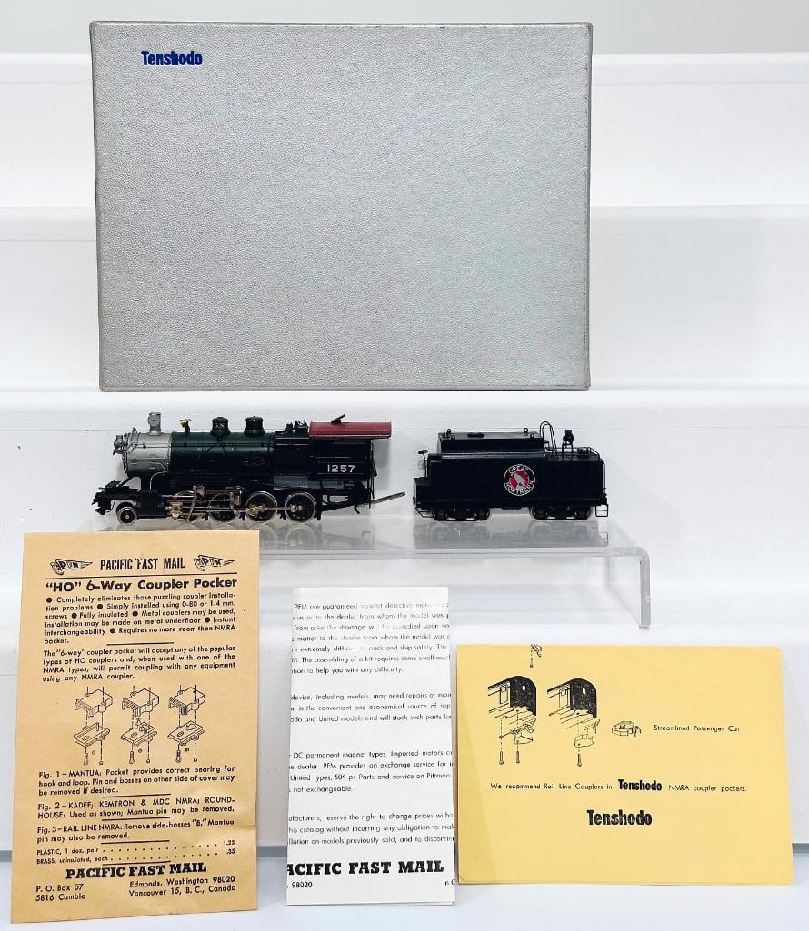 Tenshodo Modern HO Scale Great Northern 2 -8 -0 Class F -8 Locomotive and Tender (1 of 8)