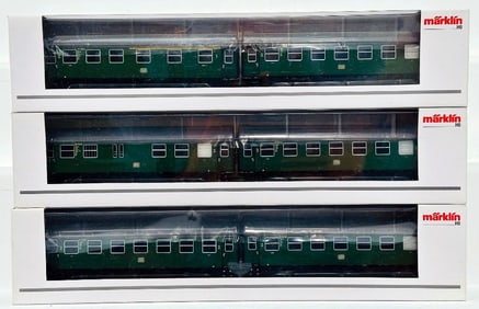 Marklin Modern HO Scale 2 Passenger Cars #00770 -06 –2 Passenger Cars #00770 –12–2 Passenger
