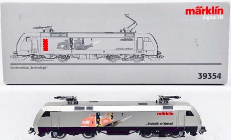 Marklin Modern Digital HO Electric Locomotive Sondedition #39354