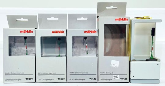 Marklin Modern Digital HO Color with light yard signal #76372 -#76391 -#76372 -#76372