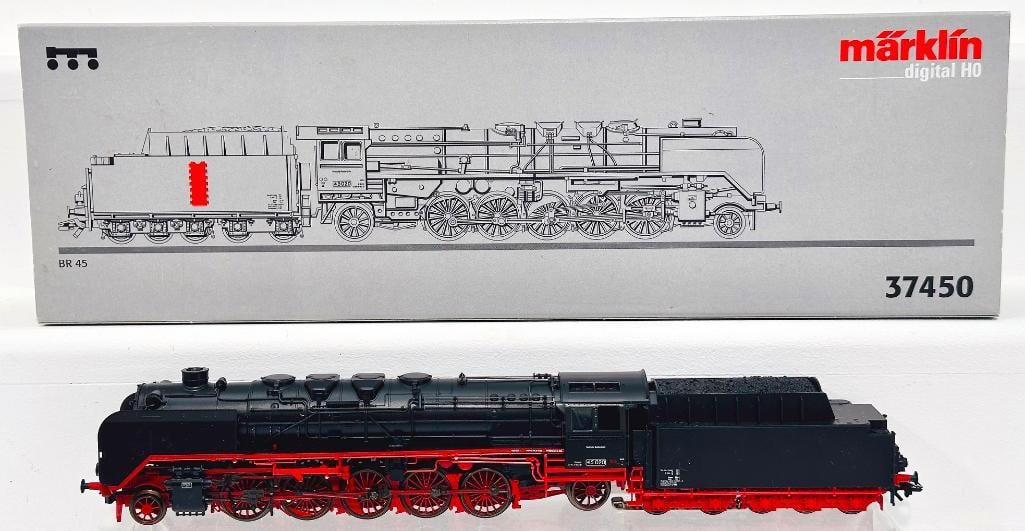 Marklin Modern Digital HO Locomotive and Tender BR 45 #37450: Marklin Modern Digital HO Locomotive and Tender BR 45 #37450, in C9 and with its original box.