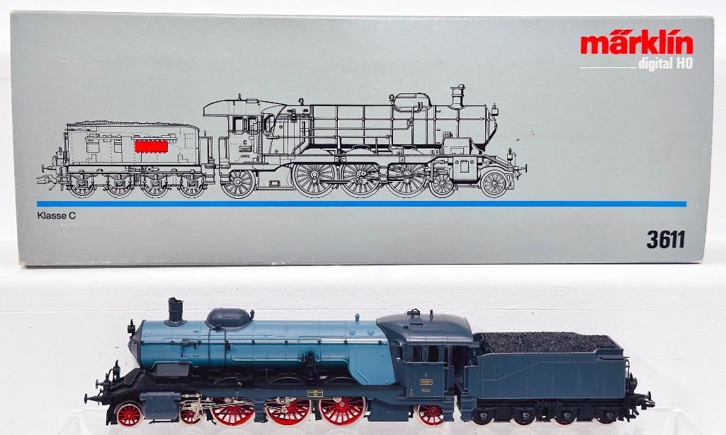 Marklin Modern Digital HO Locomotive and Tender Klasse C #3611 (1 of 7)