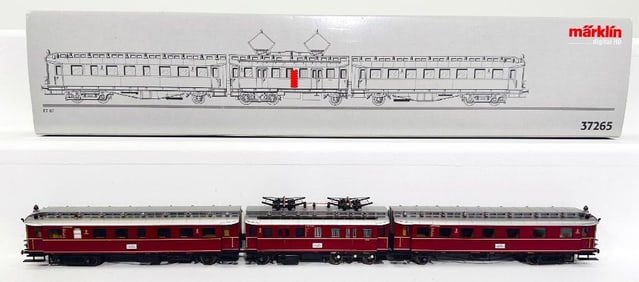 Marklin Modern Digital HO Electric Locomotive 3 Car Set ET 87 #37265