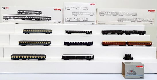 Marklin Modern Digital HO Switcher PTL 2/2 #3686 -4 Car Wagen Set #42757 -3 Car Wagen Set #43867