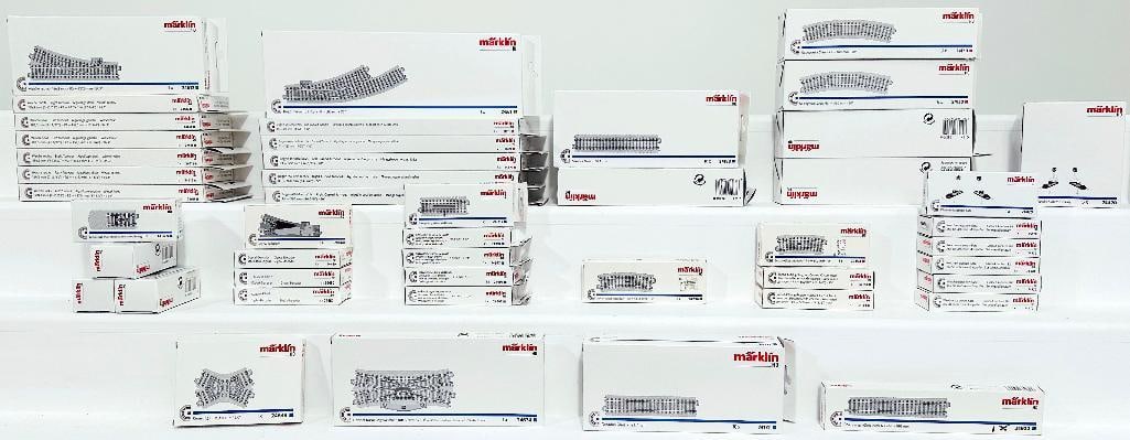 Marklin Modern HO Scale Assorted Track Switches: Marklin Modern HO Scale Assorted Track Switches, each in C9 and each with Its original box. Please review pictures closely for what you are purchasing with this Lot.