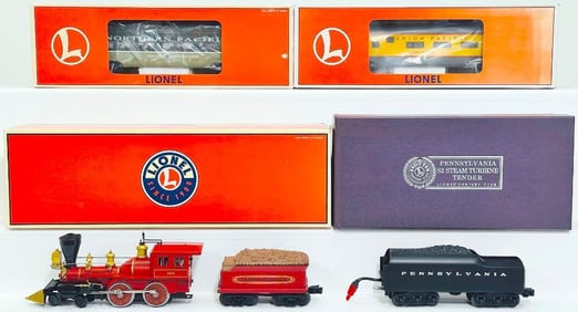 Lionel Modern O Gauge NP Vista Dome Coach–UP Duplex Roomette Car–UP General Locomotive and