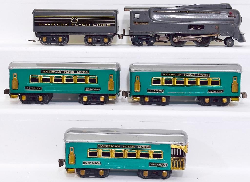 American Flyer Prewar O Gauge Gunmetal Streamline Locomotive 2 - 4 - 4 and Tender with Three Cars