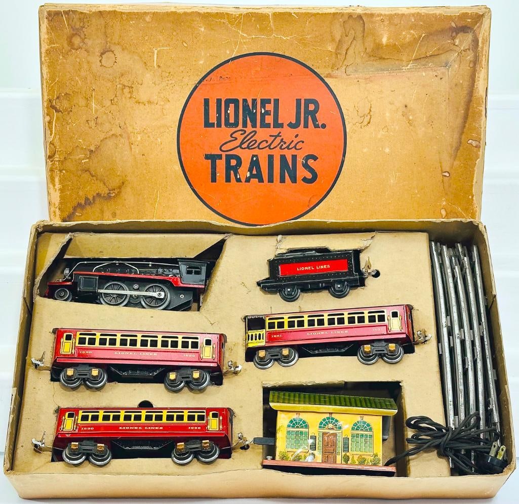 Lionel Prewar O Gauge Outfit No. 1056E Black Lionel Junior Passenger Set Boxed (1 of 14)