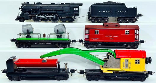 Lionel Prewar O Gauge 226 Black Locomotive and 2226W Black Tender/Four (4) Assorted Freight Cars