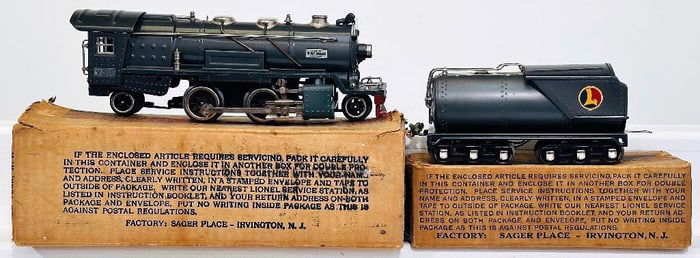Lionel Prewar O Gauge 255E Gunmetal Locomotive and 263T Gunmetal Tender