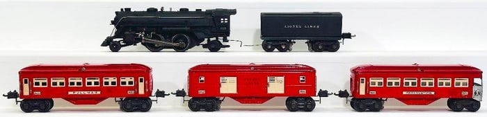 Lionel Prewar O Gauge 229 Black Locomotive and 02689 Black Tender with 2600-2601-2602 Passenger Cars