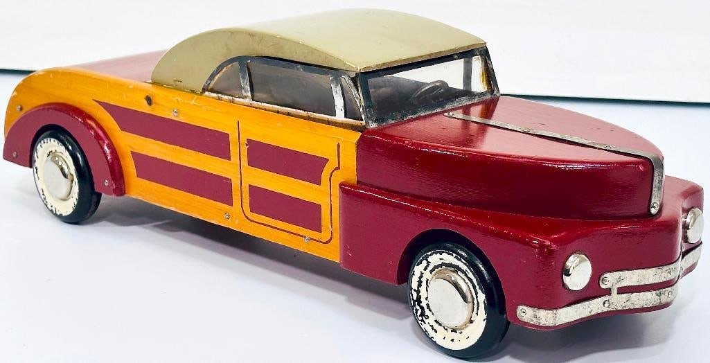 Buddy L Postwar #471 Wood Town & Country Convertible Burgundy and Gray (1 of 7)