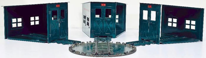 Buddy L Prewar #80 Three Stall Roundhouse green and #80 Turntable for Industrial Train green